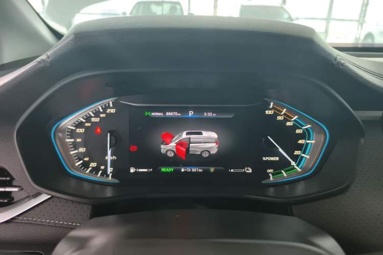 Used SAIC MAXUS EUNIQ 5 2020 1.3T PLUG-IN Elite Edition