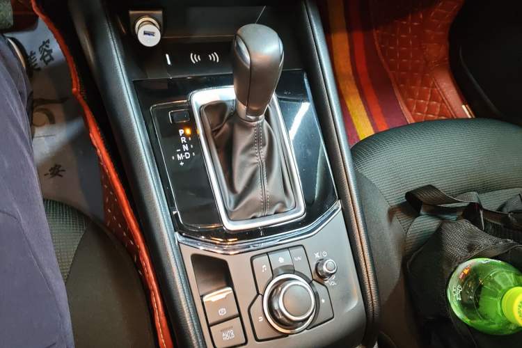 Used Mazda CX-5 2020 2.0L Automatic Two-Wheel Drive Smart Version Gear Lever