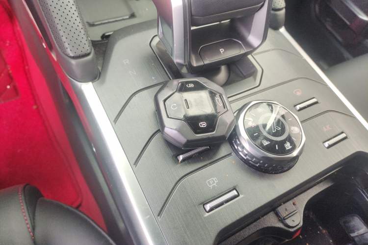 Used JETOUR Traveler 2023 2.0T All-Wheel-Drive Crosser Vehicle Key