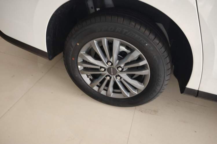 Used SAIC MAXUS Dajia 5 2024 1.3T PLUG-IN Enjoyment Edition 7-Seater
