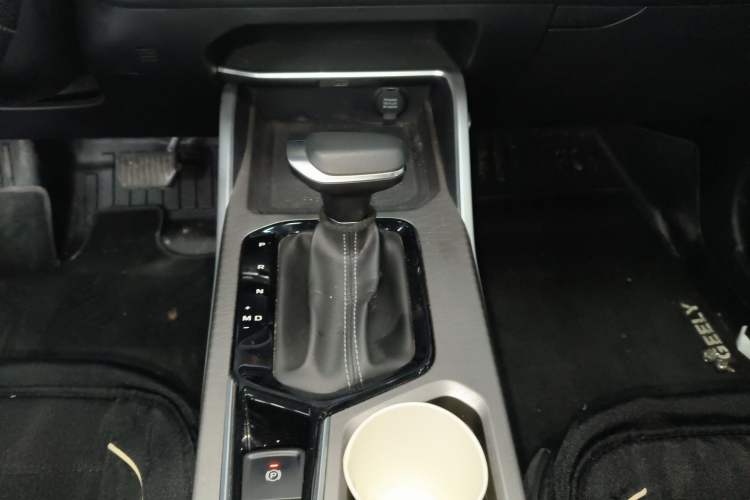 Used Geely Auto Emgrand 2022 4th Generation 1.5L CVT Luxury Model
