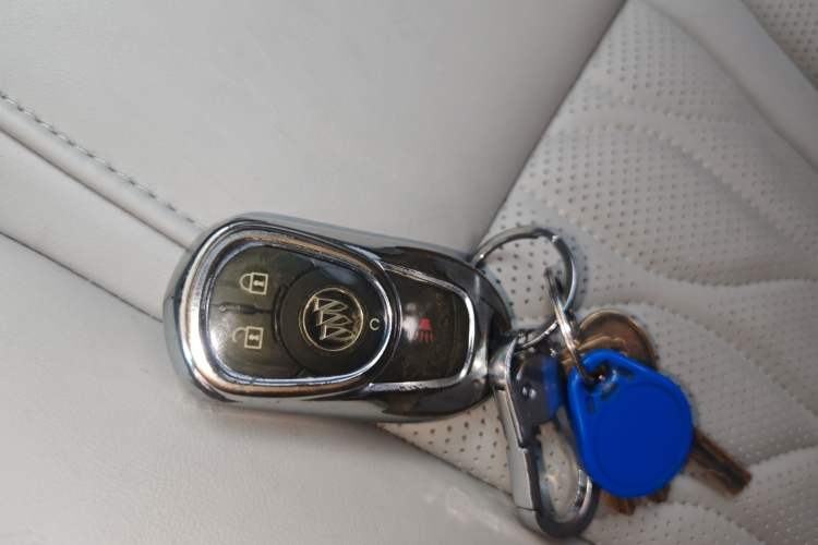 Used Buick GL8 2018 ES 28T Comfort Model China VI Standard
