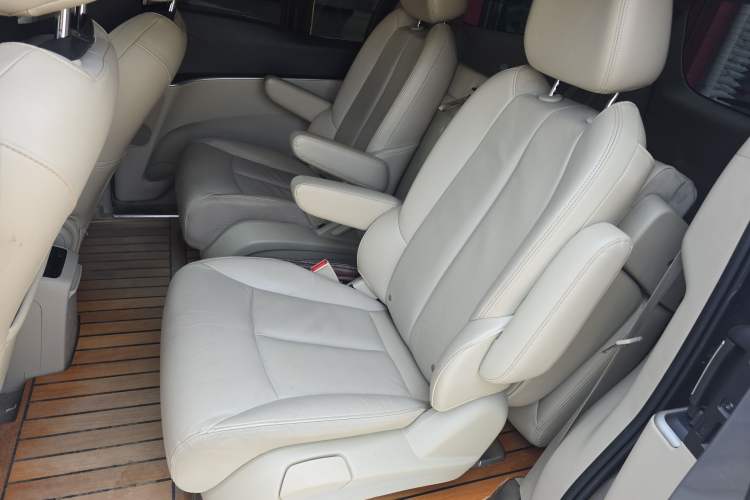 Used Buick GL8 2018 28T Luxury Model China VI Standard