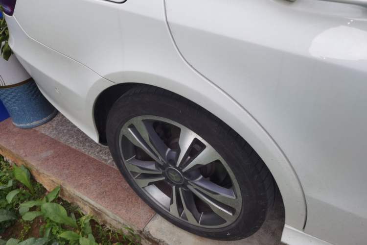 Used Mercedes-Benz E-Class 2015 E 260 L Sport Edition