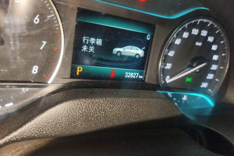 Used Buick GT 2019 18T Automatic Connected Elite Model China VI Standard Odometer Close Up