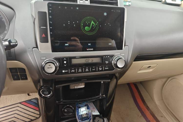 Used Toyota Prado 2015 2.7L Automatic Standard Edition Audio And AC Panel