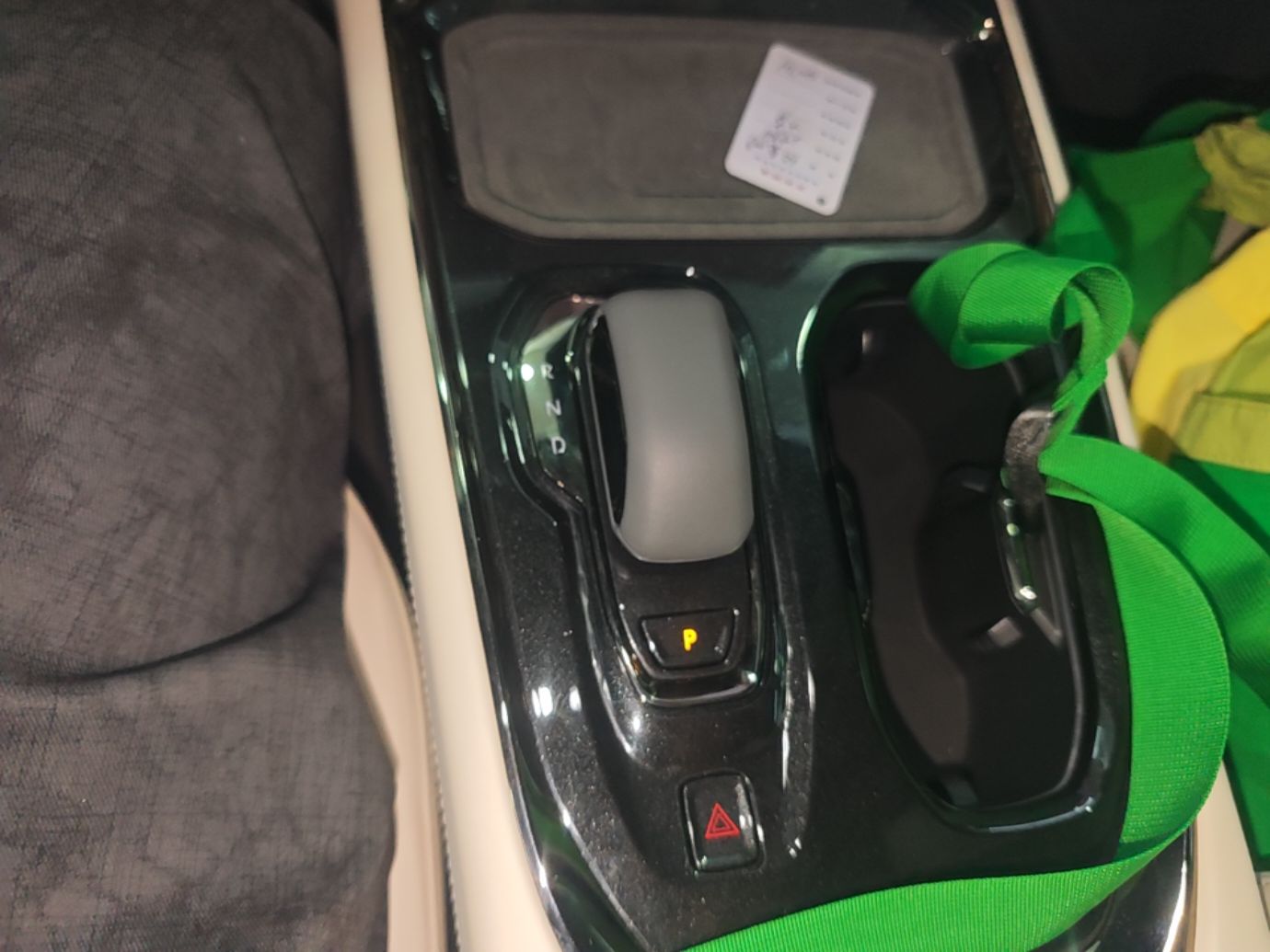 Zeekr 009 2024 Six-Seat Executive Version 4WD 108 kWh — снимка 16