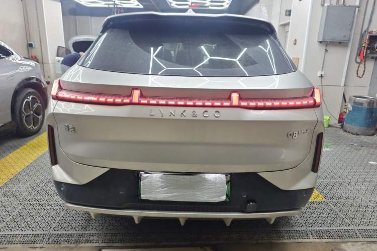 Used Lynk & Co 08 EM-P 2023 120km Long-Range Halo
