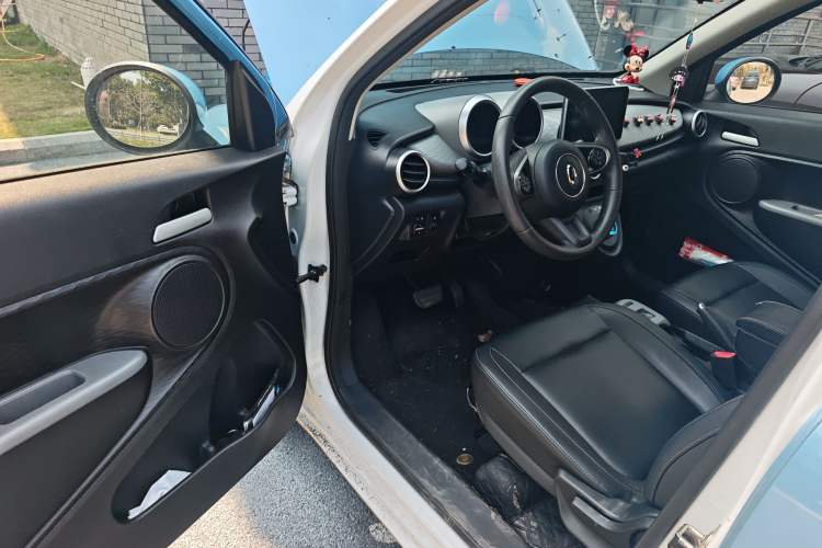 Used ORA Black Cat 2019 351 km Family Edition