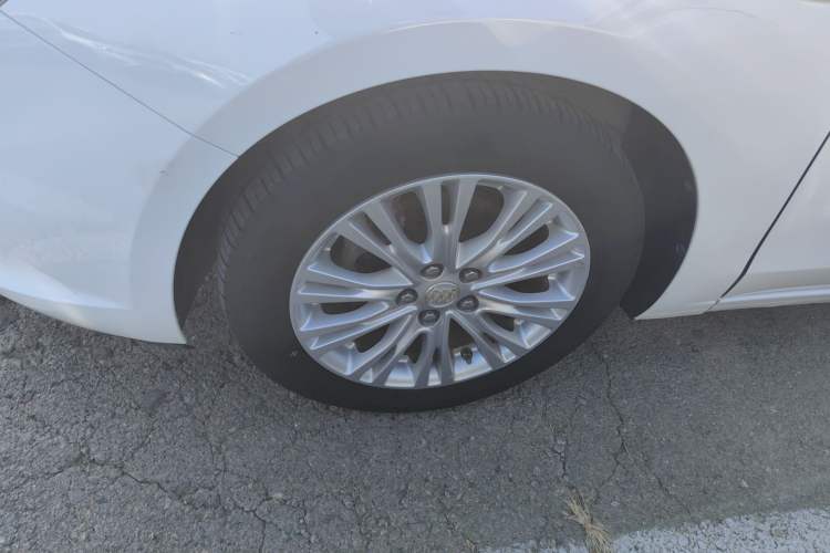 Used Buick GT 2017 15N Manual Elite Version Left Front Wheel Hub