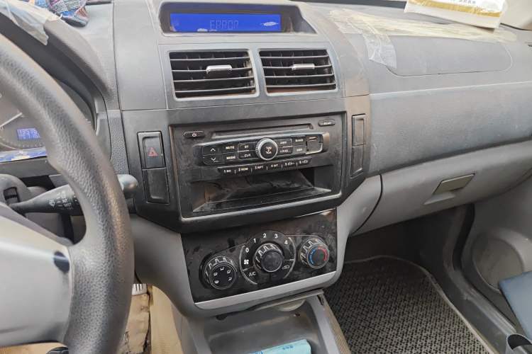 Used BAIC Weiwang M20 2015 1.2L economy version A122