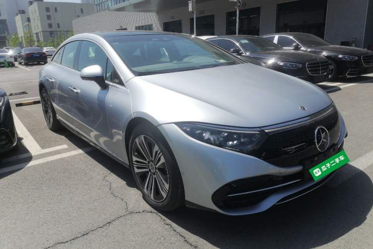 Used Mercedes-Benz EQS 2022 Updated Version 450+ Pioneer Edition Front Right 45 Deg