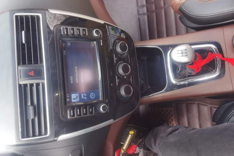 Used FORTHING Joyear X5 2015 1.6L Manual Luxury Model Audio And AC Panel