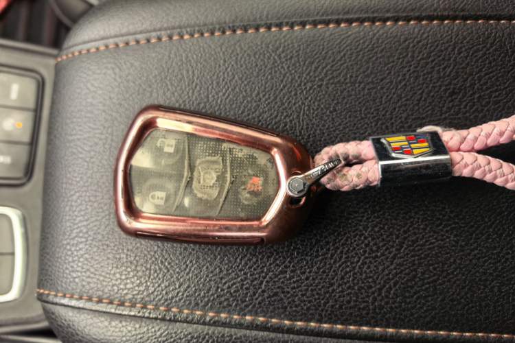 Used Cadillac XT4 2018 28T 4x4 Leading Sport Model Vehicle Key