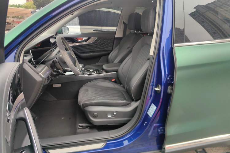 Used Hongqi HS5 2022 Revised Version 2.0T Smart Connect Flagship Edition
