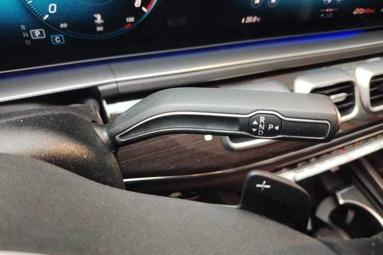 Used Mercedes-Benz GLE 2020 GLE 350 4MATIC Dynamic Edition Gear Lever