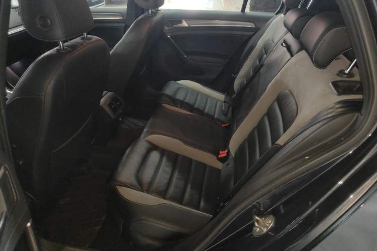 Used Volkswagen Golf 2020 280TSI DSG R-Line Version