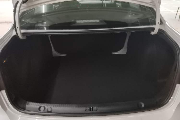 Used Volkswagen Lavida 2019 Lavida Start 1.5L Automatic Trendy Version China VI Standard
