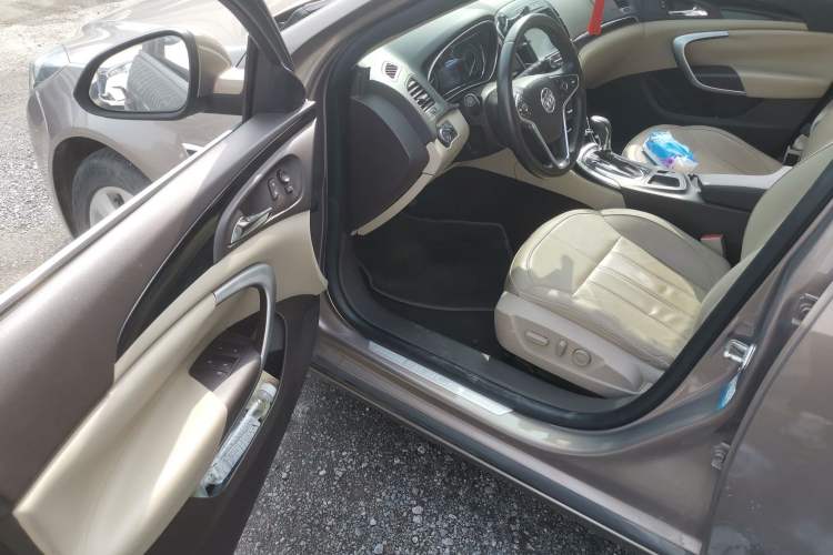 Used Buick Regal 2014 2.0L Elite Fashion Edition Driver Seat