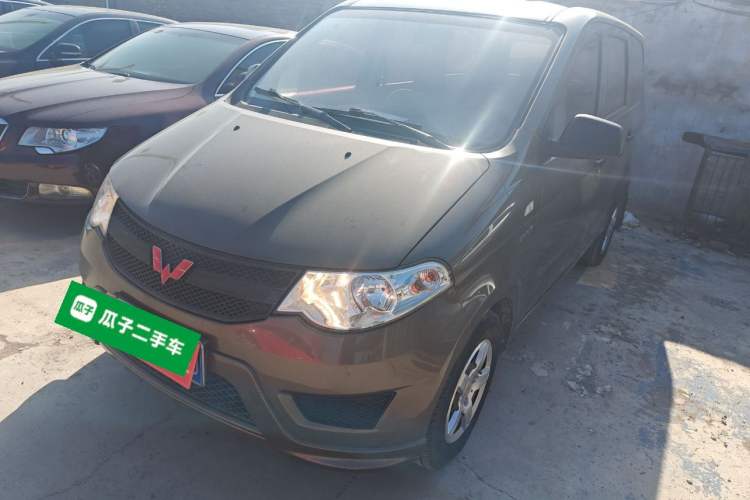 Used Wuling Hongguang 2015 1.5L S Basic Version China V Standard