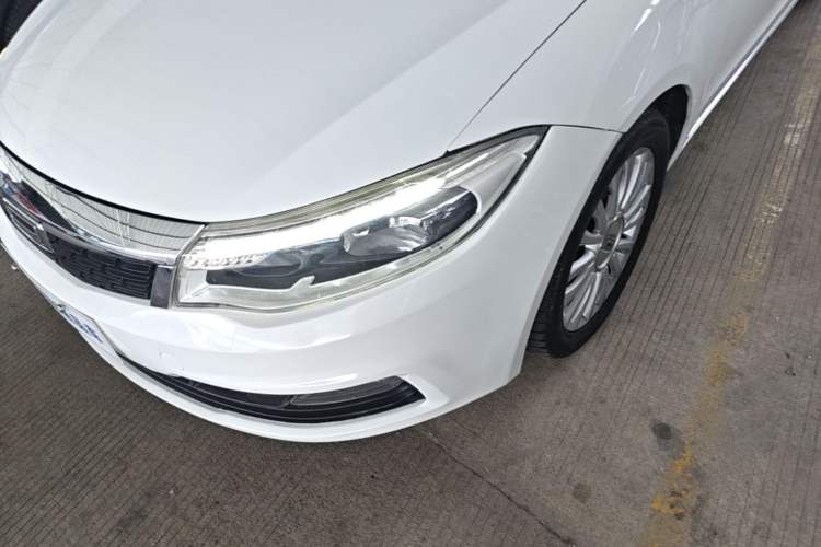 Used Qoros 3 2016 Sedan 1.6T Automatic ZhiZhen Model