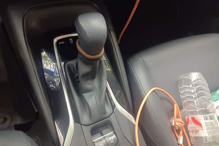Used Toyota Levin 2021 2.0L Luxury Edition Gear Lever
