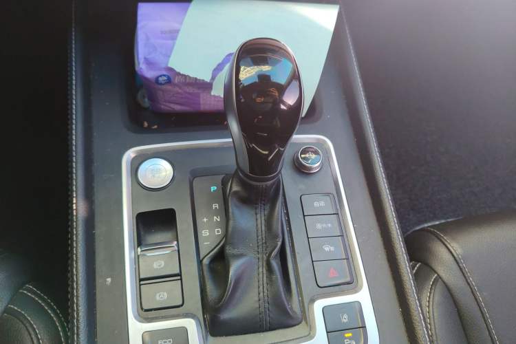 Used BYD Tang 2019 2.0T Automatic SmartConnect Luxury 7-Seater China VI Standard
