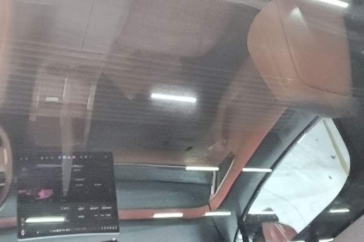 Used ONVO L60 2024 60 kWh Rear-Drive Version