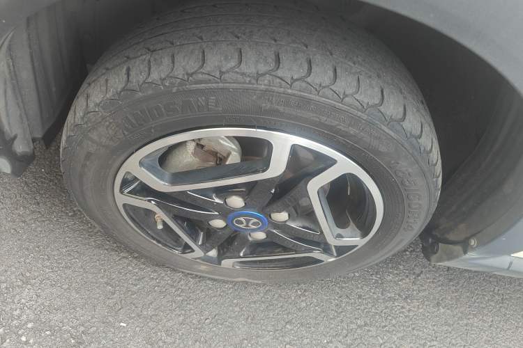 Used BAIC New Energy EC3 2019 Dynamic Edition Left Front Wheel Hub