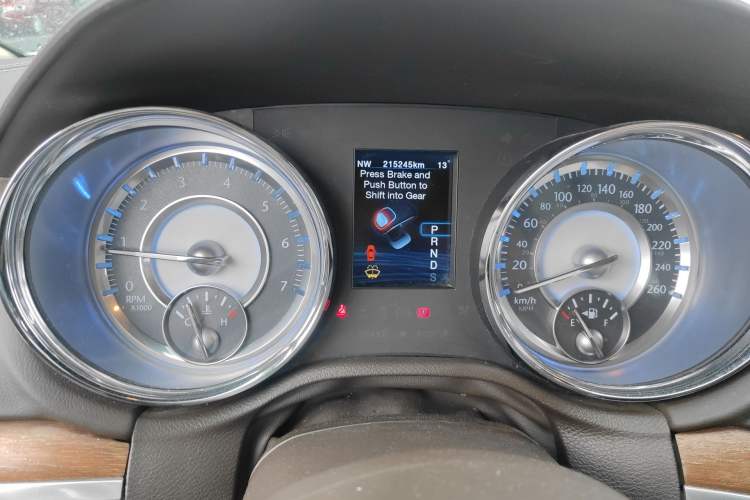 Used Chrysler 300C 2012 3.6L Luxury Edition Instrument Cluster