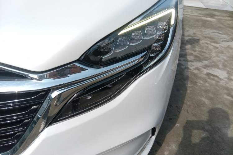 Used Buick GL8 2020 ES Land Cruiser 653T Luxury Edition Left Front Headlight