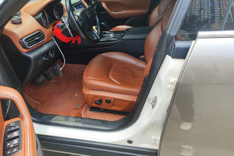 Used Maserati Levante 2018 3.0T Classic Edition
