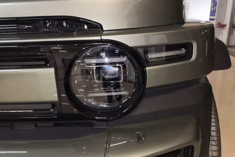 Used iCAR V23 2025 501 Four-Wheel Drive Intelligent Driving Version