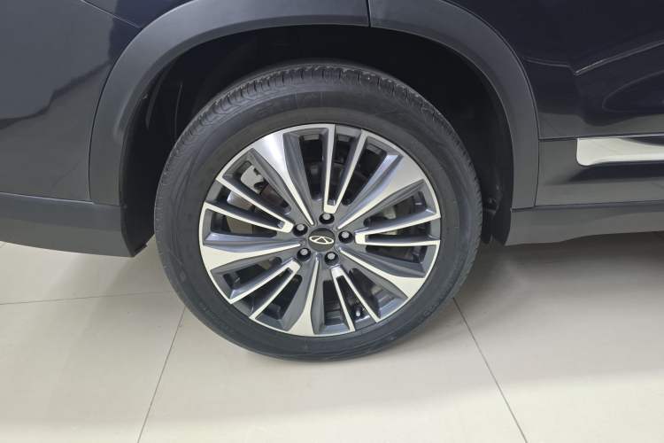 Used Chery Tiggo 8 PLUS 2024 Champion Edition 290TGDI DCT Deluxe Version 5-Seater