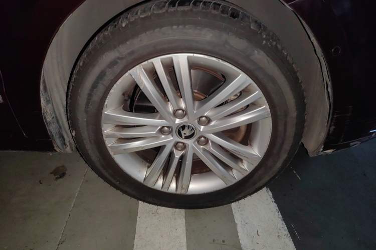 Used Skoda Superb 2013 1.8TSI Automatic Yashi Edition