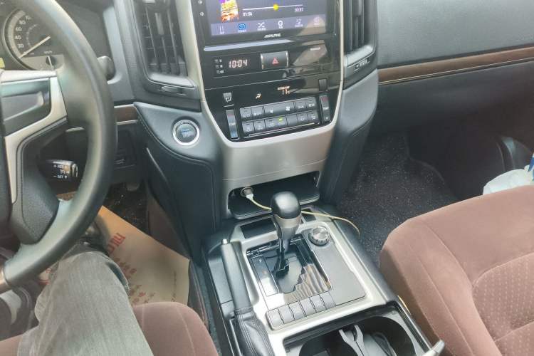 Used Toyota Land Cruiser 