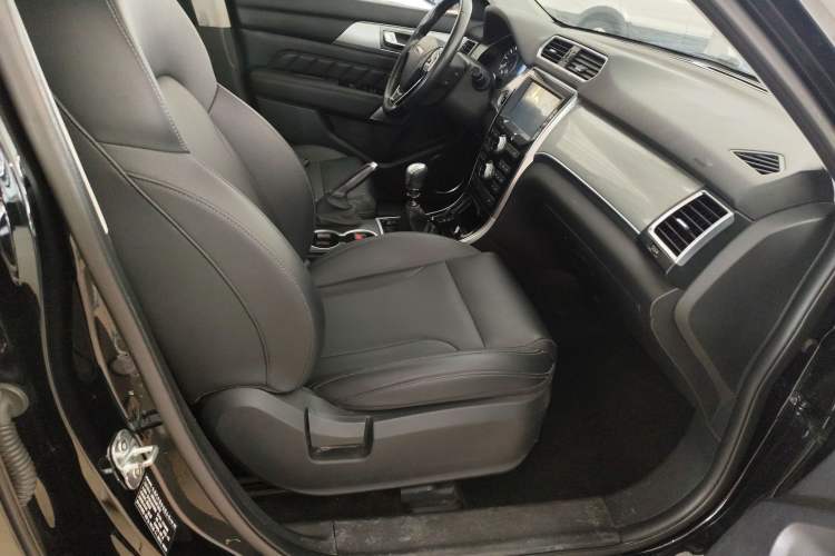 Used Haval H2 2014 1.5T Manual Two-Wheel Drive Elite Edition