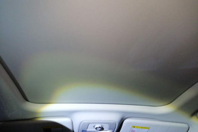 Used Roewe RX8 2019 30T Smart Connectivity Four-Wheel Drive Supreme Flagship Edition