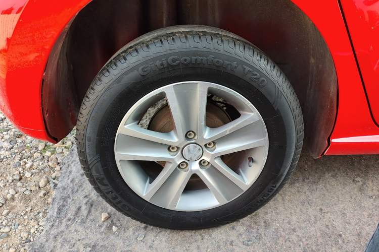 Used Volkswagen Polo 2013 1.4L Manual Fashion Edition
