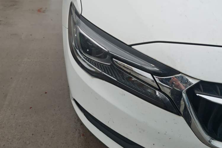 Used Buick GL6 2019 18T 6-Seater Connected Luxury Version China VI Standard
