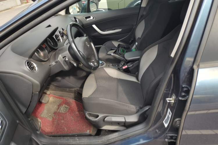 Used Peugeot 308 2012 1.6T SW Fashion Edition
