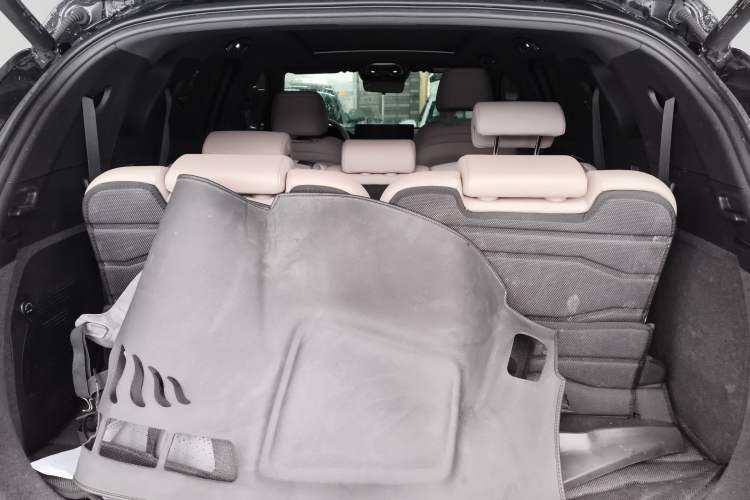 Used BYD Tang New Energy 2024 DM-i Glory Edition 112KM Prestige Model
