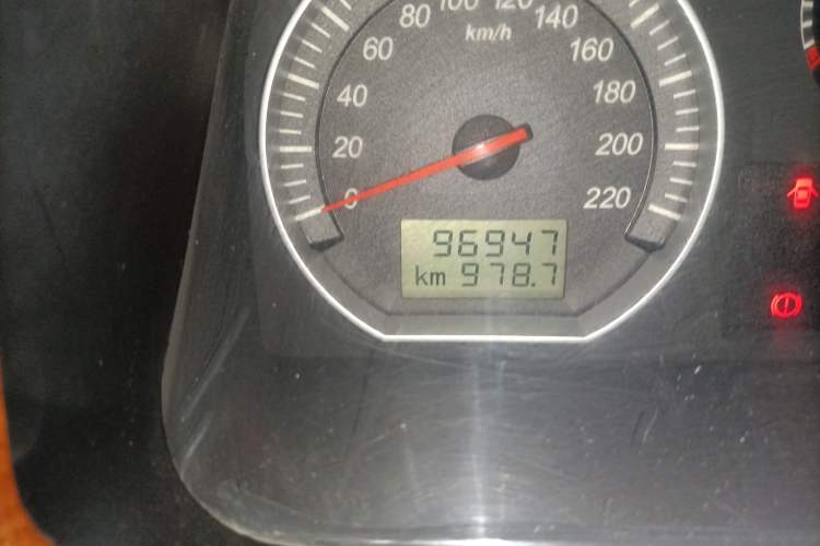 Used Foton MP-X E 2014 2.4L Wealth Express Comfort Edition 4G69