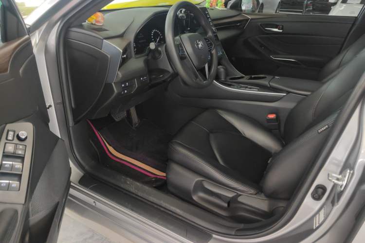 Used Toyota Avalon 2019 2.0L Ambition Edition China VI
