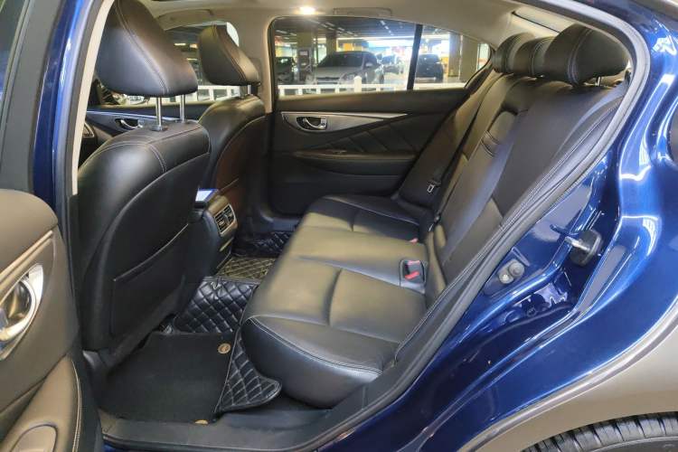 Used Infiniti Q50L 2016 2.0T Enjoyment Edition Left Rear Seat