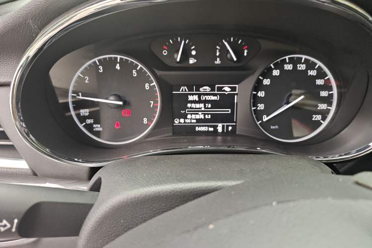 Used Buick Encore 2017 18T Automatic Two-Wheel Drive Urban Fashion Model Odometer Close Up