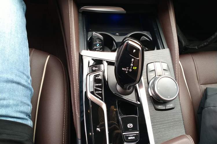 Used BMW 5 Series 2022 Second Facelift 530Li Leading Edition M Sport Package