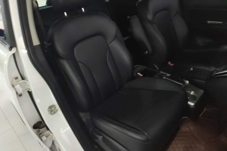 Used Haval H6 2016 Upgraded Model 1.5T Automatic Two-Wheel Drive Elite Version