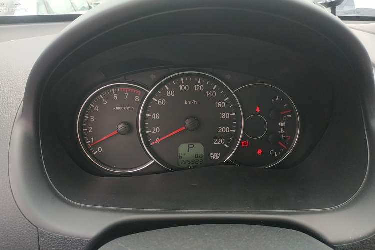 Used Mitsubishi Pajero Sport 2013 3.0L Automatic Two-Wheel Drive Luxury Edition