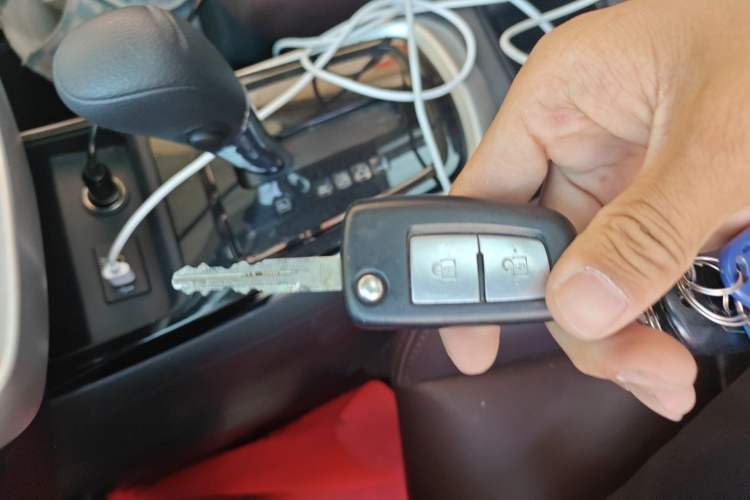 Used Nissan Tiida 2023 1.6L CVT Cool Dynamic Edition Vehicle Key